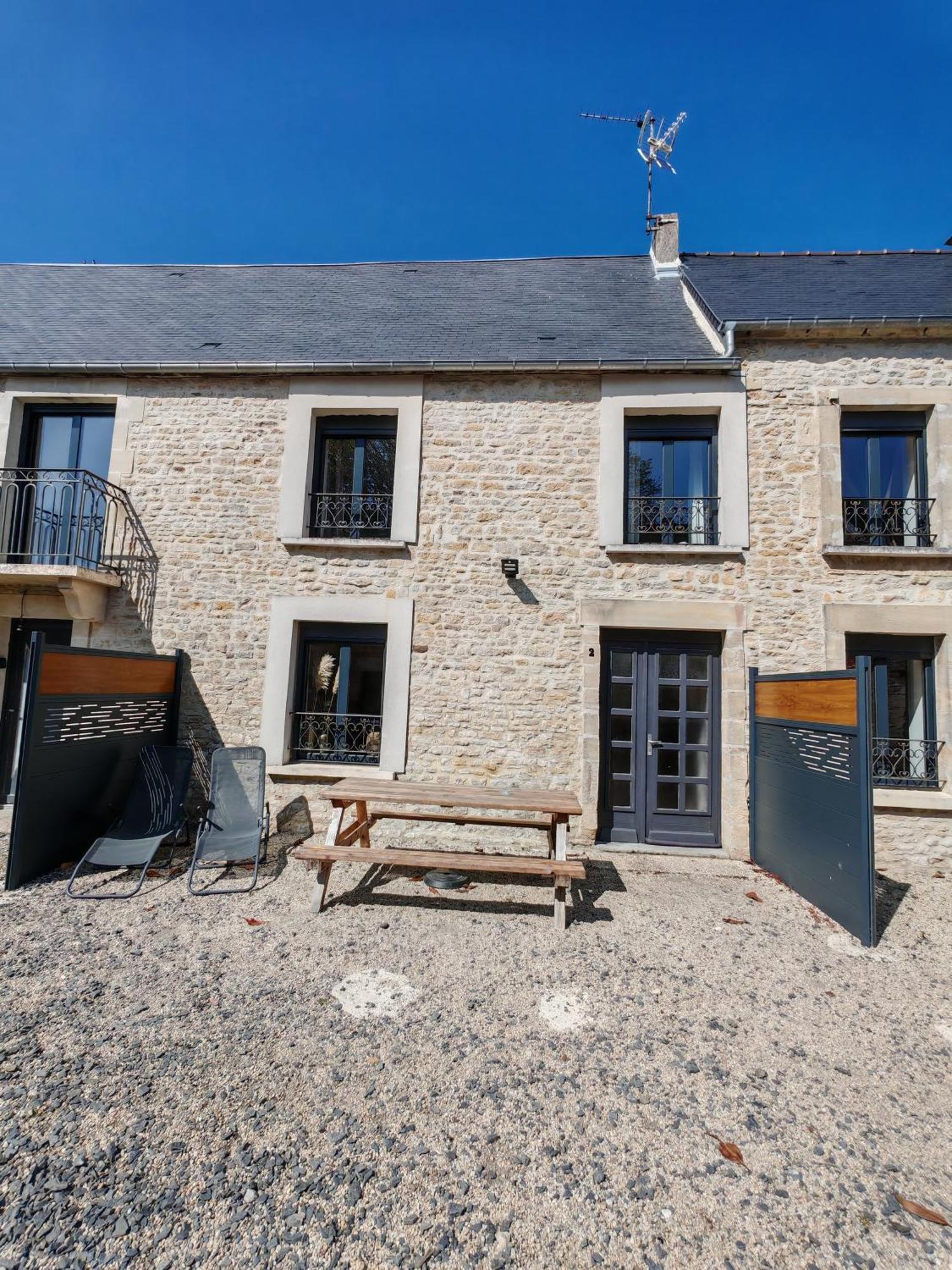 Le Domaine De La Gentilhommiere Situee Entre Bayeux Et Arromanches Les Bains Manvieux Eksteriør billede